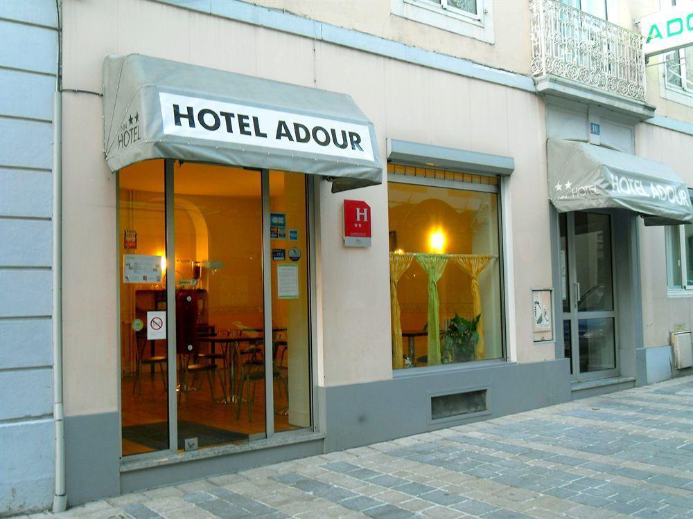 Hôtel Adour Pau Buitenkant foto